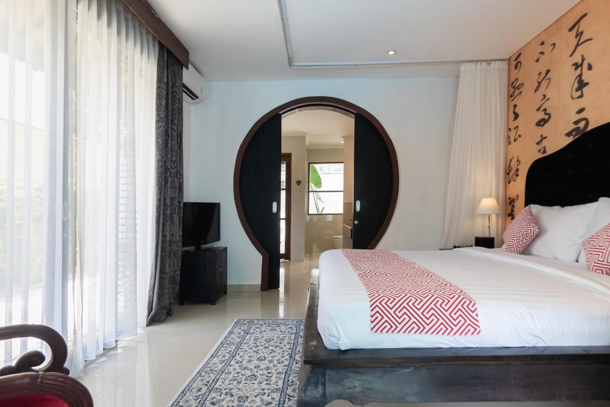 Four On Drupadi Villa Seminyak Buitenkant foto